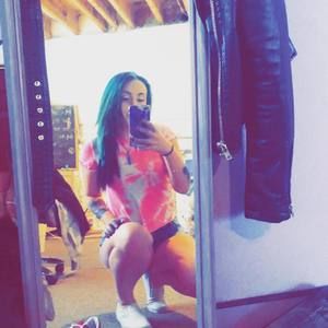 Meet your Posher, Deliah